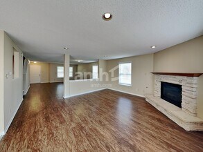 9488 W Quarter Moon Dr in Pendleton, IN - Building Photo - Building Photo