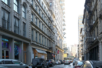 74 Leonard St in New York, NY - Building Photo - Building Photo