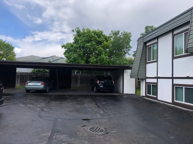2907 Harmony Ct, Unit 3 in Missoula, MT - Foto de edificio - Building Photo
