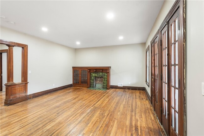 483 Alexander St in Rochester, NY - Building Photo - Building Photo