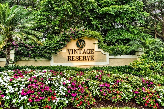 638 Vintage Reserve Cir in Naples, FL - Foto de edificio - Building Photo