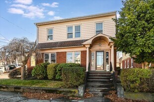 265 McBride Ave, Unit 267 in Paterson, NJ - Building Photo