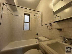 EAST 10 STREET in New York, NY - Building Photo - Building Photo