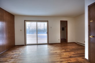 421 S Suffolk St in Ironwood, MI - Building Photo - Building Photo