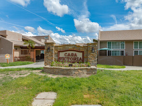 Casa Victoria in Bakersfield, CA - Building Photo - Building Photo