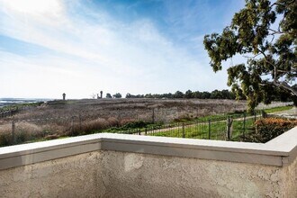 5096 Tortuga Dr in Huntington Beach, CA - Building Photo - Building Photo