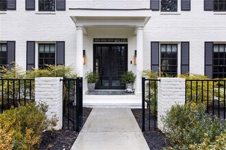 3220 Farmington Dr SE in Atlanta, GA - Building Photo - Building Photo