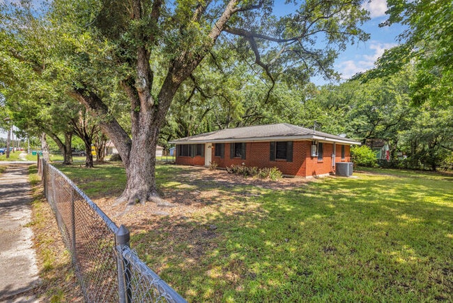 2126 31st St in Gulfport, MS - Building Photo - Building Photo