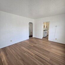 335 Monroe St NE in Albuquerque, NM - Building Photo - Building Photo