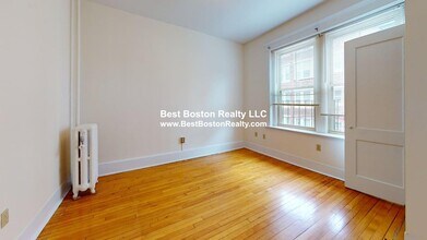 91 Trowbridge St in Cambridge, MA - Building Photo - Building Photo
