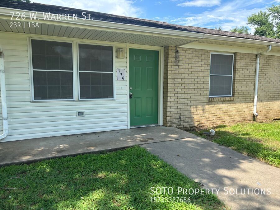 726 Warren St in Charleston, MO - Building Photo