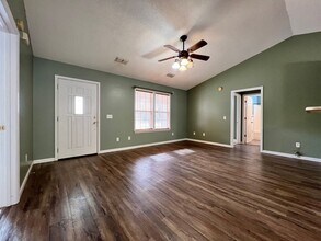 454 Lake Dr in Midway, GA - Building Photo - Building Photo