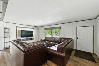 102 Pink Dahlia Dr in Dale, TX - Building Photo - Building Photo