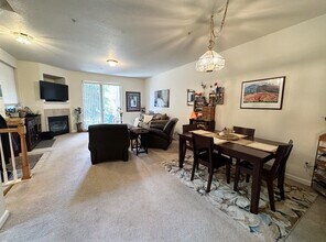 2850 Kansas Dr Unit D in Fort Collins, CO - Building Photo - Building Photo