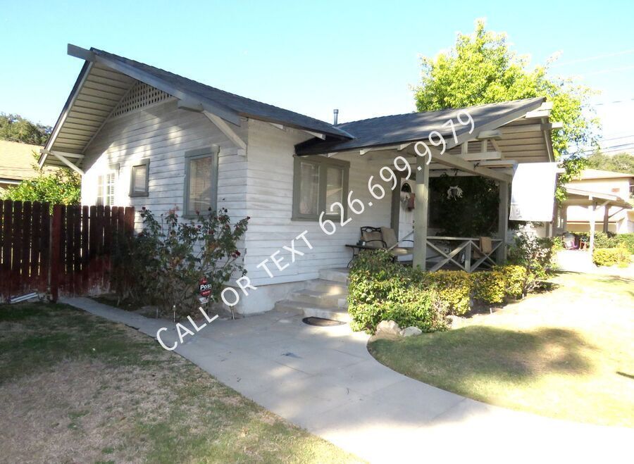 419 S Canyon Blvd in Monrovia, CA - Building Photo