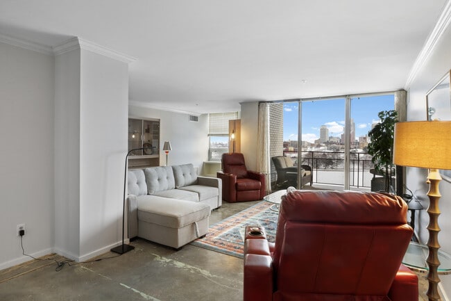 property at 3000 Farnam St