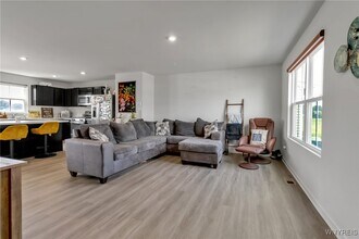 31 Florence Ln in Buffalo, NY - Building Photo - Building Photo