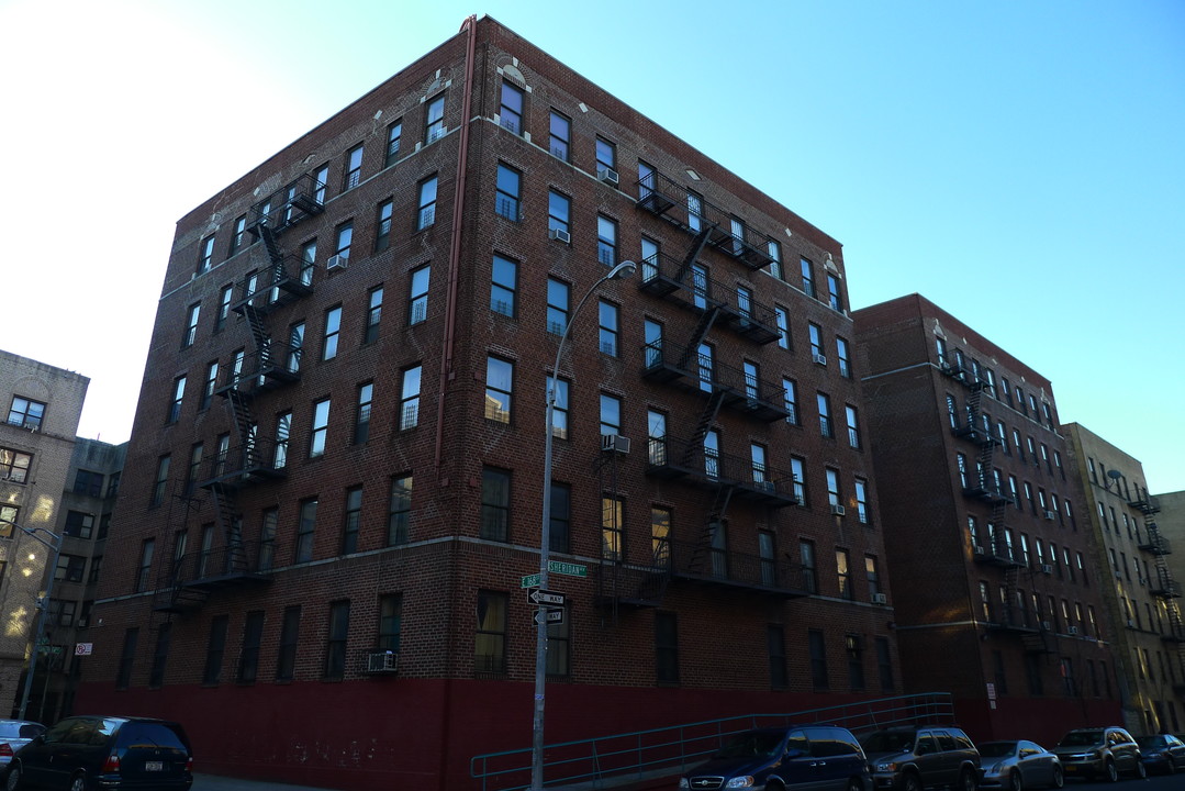 1264 Sheridan Ave in Bronx, NY - Building Photo