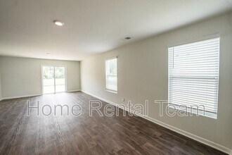 459 Coconut Dr in Bloomingdale, GA - Building Photo - Building Photo