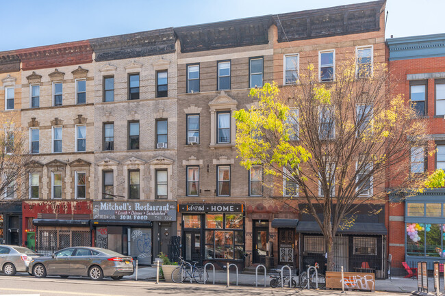 619 Vanderbilt Ave in Brooklyn, NY - Foto de edificio - Building Photo