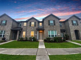 11922 Amber Oak Wy in Tomball, TX - Building Photo