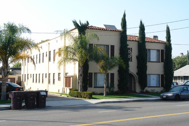 Chevy Chase Apartments in Glendale, CA - Foto de edificio - Building Photo