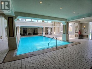 15-2115 Greenview Ave in Toronto, ON - Building Photo - Building Photo
