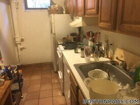 1254 Commonwealth Ave in Boston, MA - Building Photo