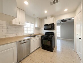 11623 Rowan Ln in Houston, TX - Building Photo - Building Photo