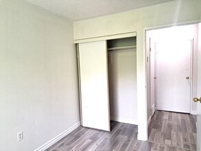 130 Park Ave E in Chatham, ON - Building Photo - Building Photo