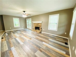 4090 Riversong Dr NW in Suwanee, GA - Building Photo - Building Photo