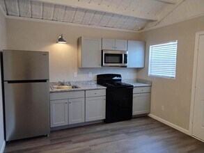 12198 Farm to Market Rd 730 N in Azle, TX - Building Photo - Building Photo