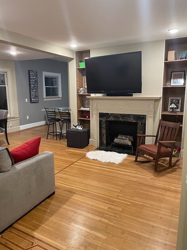 180 Ashland Ave Apartments and Nearby Buffalo Apartments For Rent