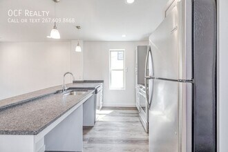 751 N 43rd St in Philadelphia, PA - Foto de edificio - Building Photo