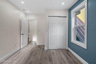42 Spring St in Albany, NY - Building Photo - Building Photo