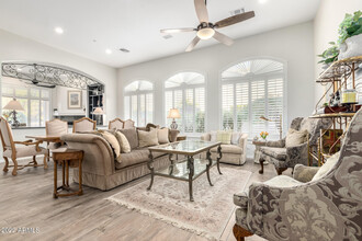 10602 E Blanche Dr in Scottsdale, AZ - Building Photo - Building Photo