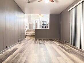 6800 Glenallen Ave in Solon, OH - Foto de edificio - Building Photo