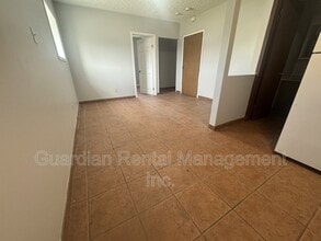 200 Simpson St in Thunder Bay, ON - Building Photo - Building Photo