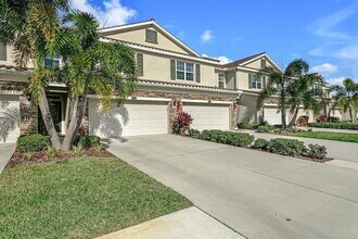 519 53rd Ave N in St. Petersburg, FL - Building Photo - Building Photo