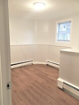 7 Granite St, Unit #1 in Malden, MA - Building Photo