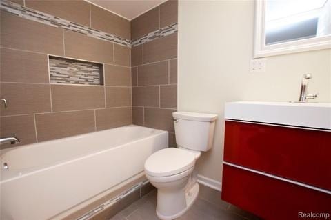 13318 Wenwood Dr, Unit 108 in Fenton, MI - Building Photo - Building Photo