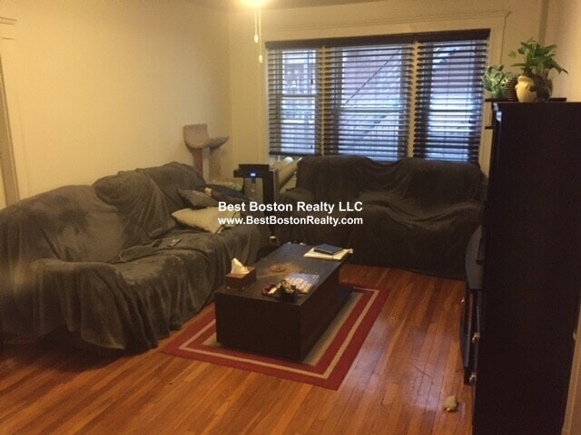 property at 11 Gray St