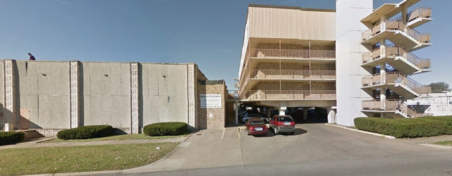 Landmark Apartments in Cape Girardeau, MO - Building Photo - Other