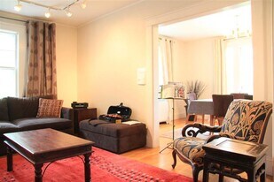 7 Centre St, Unit 33 in Cambridge, MA - Building Photo