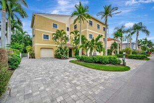 614 Norton St in Longboat Key, FL - Building Photo