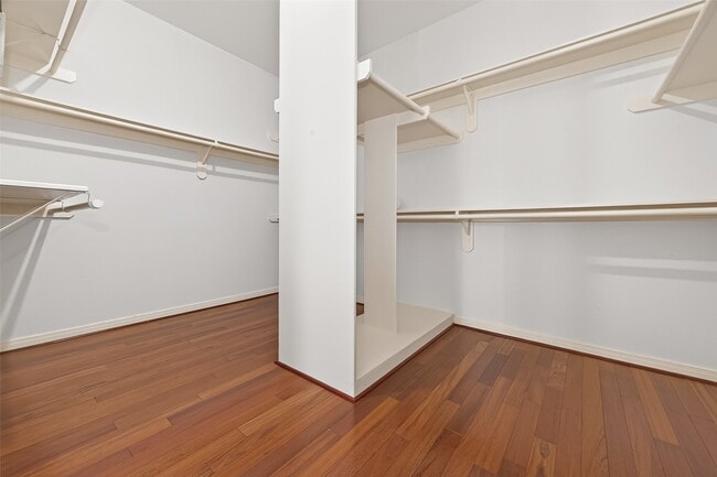 property at 5907 Indian Hills Ln