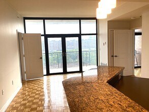 610 Newark St. in Hoboken, NJ - Building Photo - Building Photo