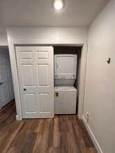 1302 Sunrise Ln in Farmington, UT - Foto de edificio - Building Photo