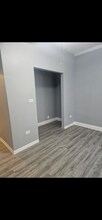 5309 W Jackson Blvd, Unit 1st floor in Chicago, IL - Foto de edificio - Building Photo