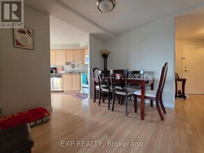 33 Cox Blvd in Markham, ON - Building Photo - Building Photo